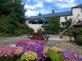 Holland Arms Hotel Gaerwen Екстериор снимка